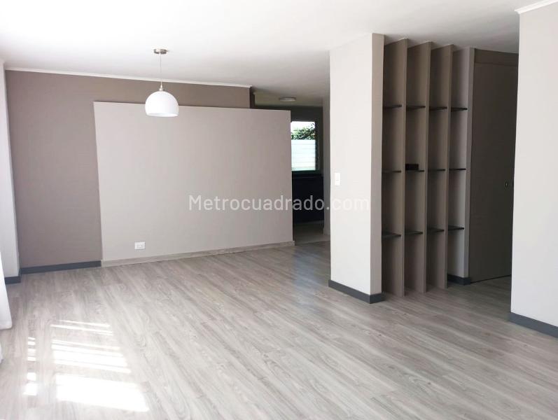 3BR Apartment in EL POBLADO (80 m²)