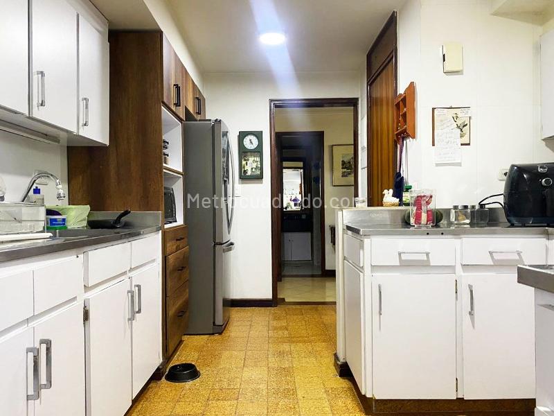 Spacious 3BR Apartment in El Poblado - 6