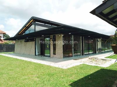 Casa de 4 alcobas en venta en Rionegro, Rionegro, 350 m² · foto 13 de 13