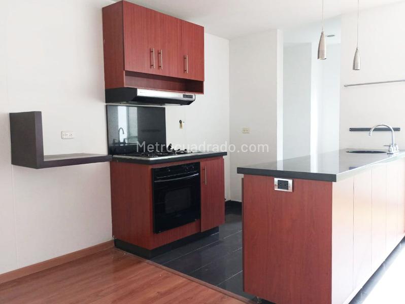 Duplex tipo estudio de 1 alcoba con parqueadero cubierto en El Poblado - 4