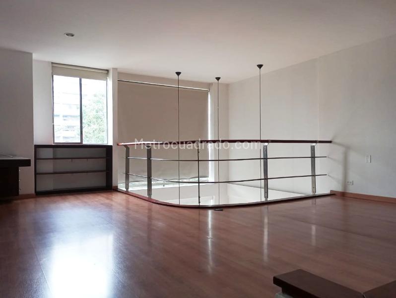 Duplex tipo estudio de 1 alcoba con parqueadero cubierto en El Poblado - 8