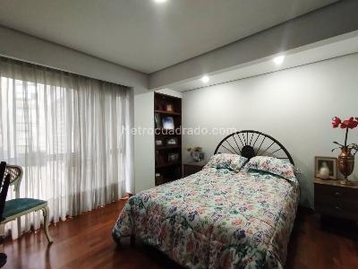 Apartamento en venta en El Poblado, Medellín · foto 13 de 17