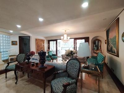 Apartamento en venta en El Poblado, Medellín · foto 5 de 17