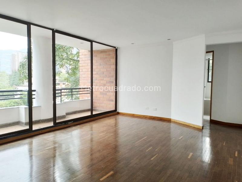 Furnished Studio Apartment in Poblado with Amenities - 3