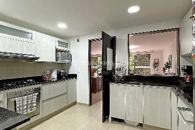 Casa en arriendo en Envigado, Envigado · foto 4 de 18