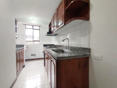 Apartamento de 3 alcobas en arriendo en El Poblado, Medellín, 110 m² · foto 5 de 13