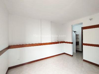 Apartamento de 3 alcobas en arriendo en El Poblado, Medellín, 110 m² · foto 8 de 13