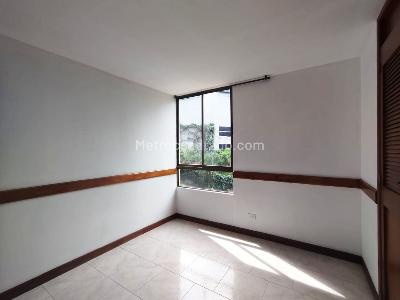 Apartamento de 3 alcobas en arriendo en El Poblado, Medellín, 110 m² · foto 9 de 13