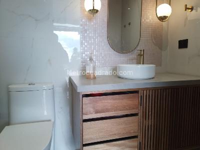 Casa de 3 alcobas en arriendo en Santa Elena, Envigado, 320 m² · foto 13 de 15