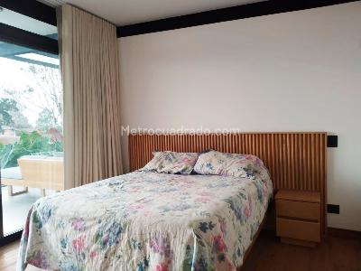 Casa de 3 alcobas en arriendo en Santa Elena, Envigado, 320 m² · foto 9 de 15