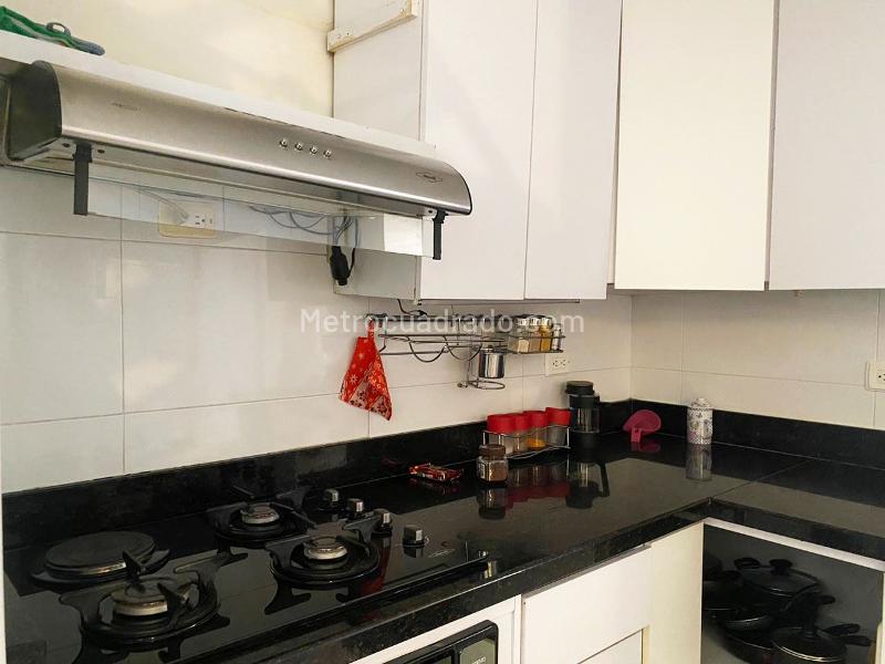 Furnished 3BR Apartment in El Poblado Gated Unit with Pool - 5