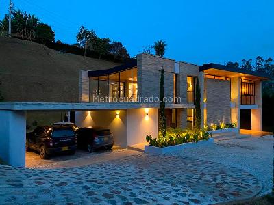 Casa de 3 alcobas en venta en Rionegro, Rionegro, 450 m² · foto 16 de 17