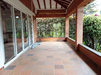 Casa de 3 alcobas en venta en Envigado, Envigado, 250 m² · foto 18 de 20