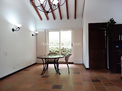Casa de 3 alcobas en venta en Envigado, Envigado, 250 m² · foto 4 de 20