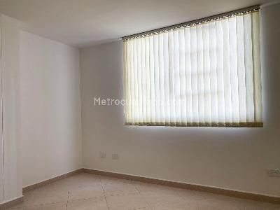 Apartamento de 3 alcobas en arriendo en Envigado, Envigado, 120 m² · foto 10 de 17
