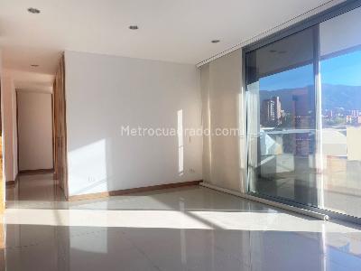 Apartamento de 3 alcobas en arriendo en Envigado, Envigado, 118 m² · foto 2 de 17