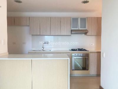 Apartamento de 3 alcobas en arriendo en Envigado, Envigado, 118 m² · foto 4 de 17