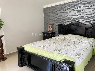 Casa de 5 alcobas en arriendo en Envigado, Envigado, 246 m² · foto 10 de 20