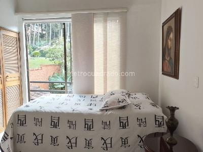 Casa de 3 alcobas en venta en El Poblado, Medellín, 253 m² · foto 13 de 20