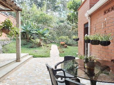 Casa de 3 alcobas en venta en El Poblado, Medellín, 253 m² · foto 20 de 20