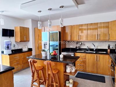 Casa de 3 alcobas en venta en El Poblado, Medellín, 253 m² · foto 6 de 20
