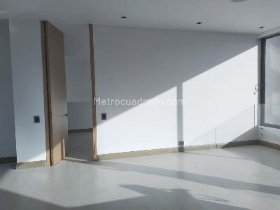 Apartamento de 1 alcoba en arriendo en El Poblado, Medellín, 80 m² · foto 7 de 12