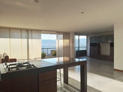 Apartamento de 2 alcobas en venta en El Poblado, Medellín, 119 m² · foto 10 de 19