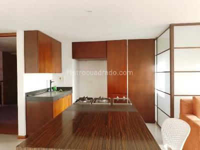 Apartamento de 2 alcobas en venta en El Poblado, Medellín, 119 m² · foto 13 de 19