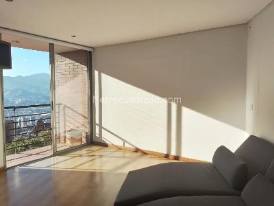 Apartamento de 2 alcobas en venta en El Poblado, Medellín, 119 m² · foto 14 de 19
