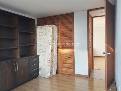 Apartamento de 2 alcobas en venta en El Poblado, Medellín, 119 m² · foto 17 de 19