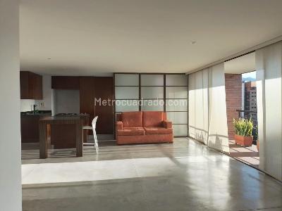 Apartamento de 2 alcobas en venta en El Poblado, Medellín, 119 m² · foto 8 de 19
