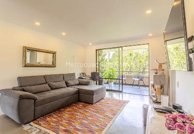 Apartamento de 3 alcobas en venta en El Poblado, Medellín, 232 m² · foto 9 de 19
