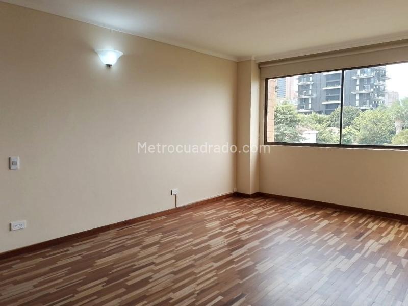 3BR Apartment for Rent in Gated Unit near Malls, El Poblado - 9