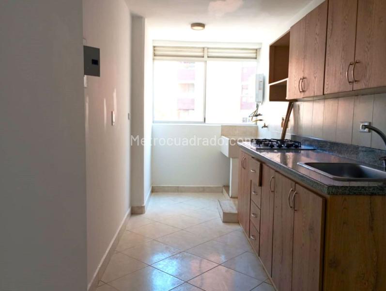 Apartamento de 2 Alcobas en El Poblado con Piscina y Gimnasio - 5