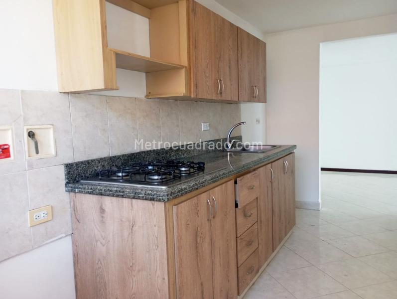 Apartamento de 2 Alcobas en El Poblado con Piscina y Gimnasio - 7