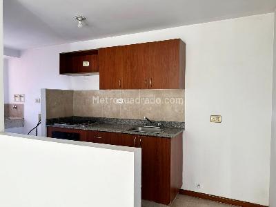Apartamento de 2 alcobas en arriendo en Patio Bonito, Medellín, 85 m² · foto 6 de 12