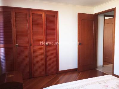 Apartamento de 4 alcobas en venta en El Poblado, Medellín, 210 m² · foto 13 de 18