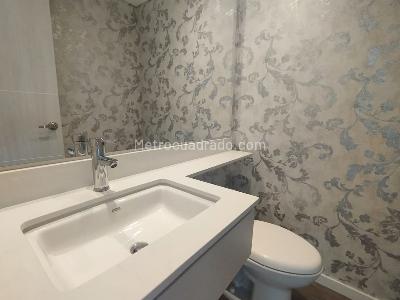Apartamento en venta en El Poblado, Medellín · foto 14 de 14