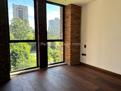 Apartamento de 2 alcobas en venta en El Poblado, Medellín, 400 m² · foto 10 de 16