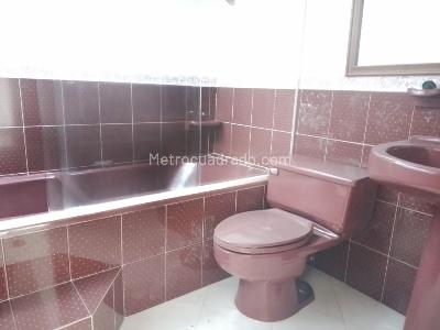 Casa de 3 alcobas en venta en El Poblado, Medellín, 326 m² · foto 13 de 15