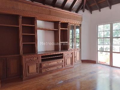 Casa de 3 alcobas en venta en El Poblado, Medellín, 326 m² · foto 6 de 15