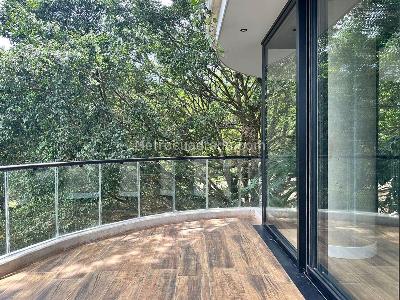 Apartamento de 2 alcobas en venta en El Castillo, Medellín, 203 m² · foto 16 de 16