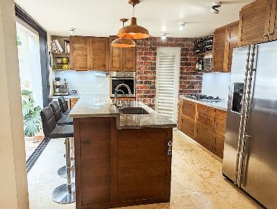 Casa de 4 alcobas en venta en Loma Del Escobero, Envigado, 224 m² · foto 5 de 10