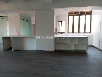 Apartamento en venta en El Poblado, Medellín · foto 5 de 20