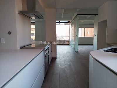 Apartamento en venta en El Poblado, Medellín · foto 6 de 20