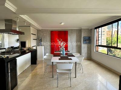 Apartamento de 3 alcobas en venta en El Poblado, Medellín, 175 m² · foto 2 de 16
