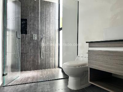 Casa de 4 alcobas en venta en Envigado, Envigado, 450 m² · foto 15 de 19