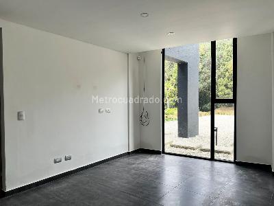 Casa de 4 alcobas en venta en Envigado, Envigado, 450 m² · foto 6 de 19