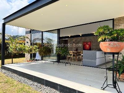 Casa de 3 alcobas en venta en Envigado, Envigado, 280 m² · foto 16 de 18