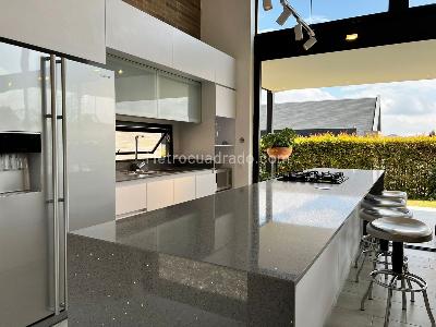 Casa de 3 alcobas en venta en Envigado, Envigado, 280 m² · foto 5 de 18